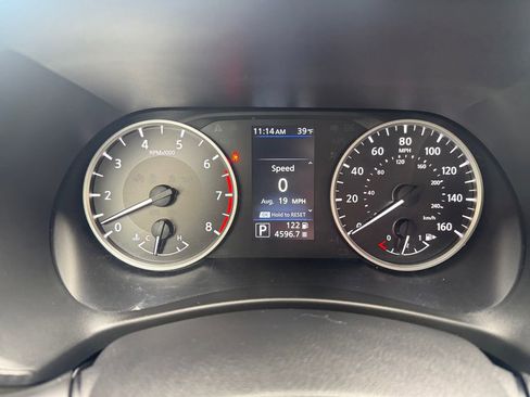 Used 2023 Nissan Sentra S image 27