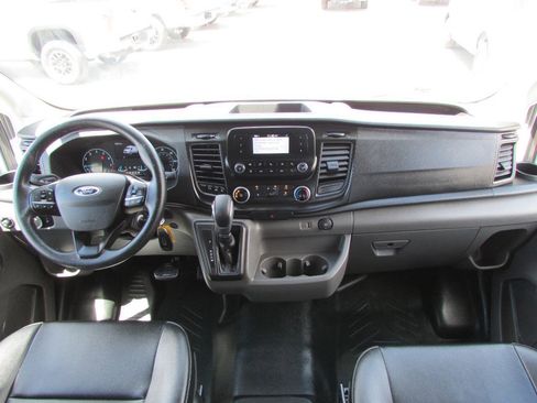 Used 2024 Ford Transit 250 148 Medium Roof RWD image 18