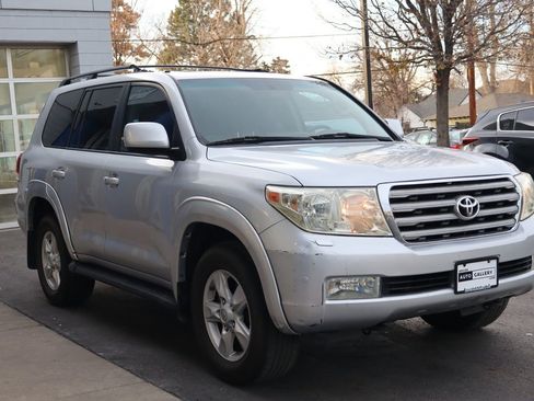 Used 2009 Toyota Land Cruiser image 6