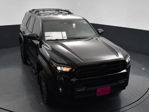 Used 2025 Toyota Tacoma TRD Sport RWD image 16
