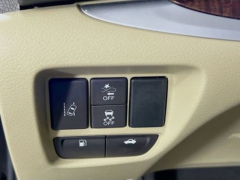 Used 2020 Acura TLX FWD image 12