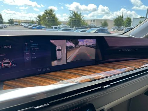 Certified 2025 Cadillac Escalade Sport Platinum w/ LPO, ONYX Package RWD image 28