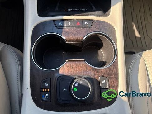 Used 2022 GMC Acadia Denali FWD image 21