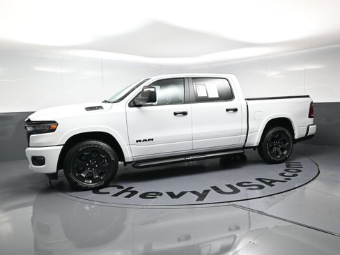 Used 2025 RAM 1500 Big Horn AWD/4WD image 6
