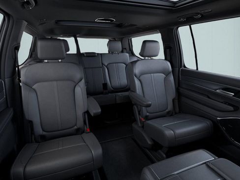 New 2026 Jeep Grand Wagoneer Limited w/ Premium Group II image 15