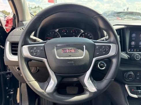 Used 2022 GMC Terrain SLE w/ Driver Convenience Package FWD image 28