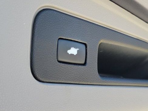 Used 2016 Honda Odyssey EX-L image 7