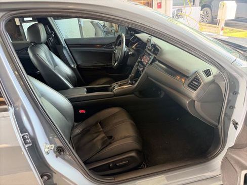 Used 2021 Honda Civic Sport Touring image 12