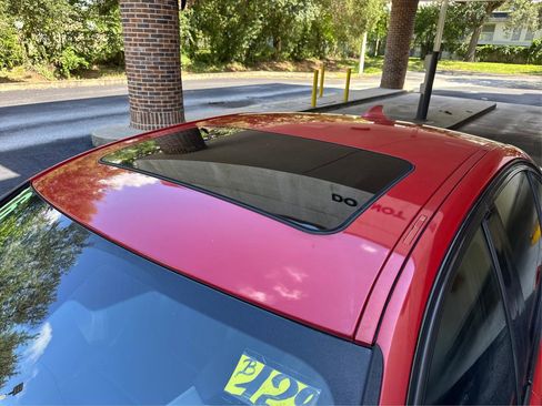 Used 2016 BMW 320i Sedan RWD image 12