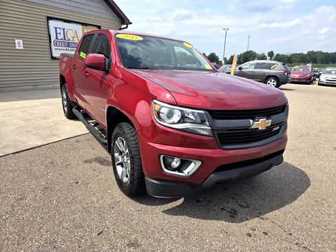 Used 2017 Chevrolet Colorado Z71 image 3