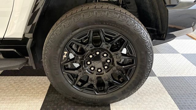 Used 2025 GMC Hummer EV 2X w/ LPO, Cargo Utility Package AWD/4WD image 14