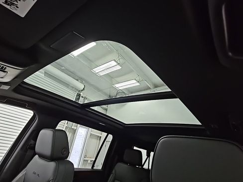 New 2025 GMC Yukon XL Denali w/ Sun & Power Step Package image 31