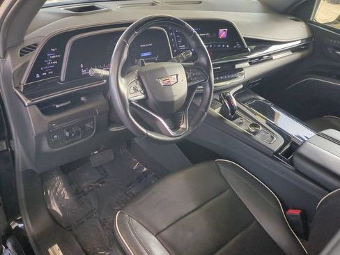 Used 2024 Cadillac Escalade Sport RWD image 11