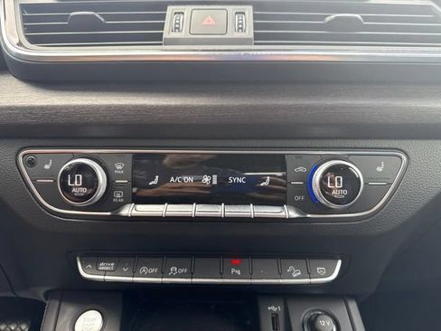 Used 2022 Audi Q5 2.0T Premium Plus AWD/4WD image 24