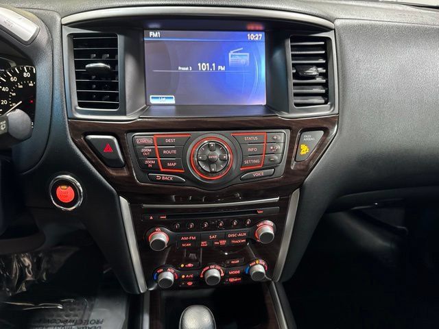 Used 2015 Nissan Pathfinder Platinum w/ Family Entertainment Package FWD image 21