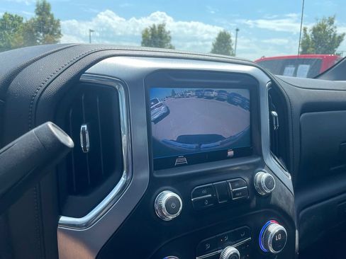 Used 2022 GMC Sierra 1500 Elevation AWD/4WD image 4