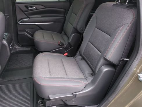 Certified 2024 Chevrolet Traverse Z71 w/ LPO, Floor Liner Package AWD/4WD image 28
