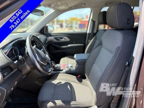 Used 2021 Chevrolet Traverse LT FWD image 10