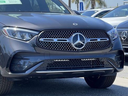 New 2025 Mercedes-Benz GLC 350e 4MATIC image 3