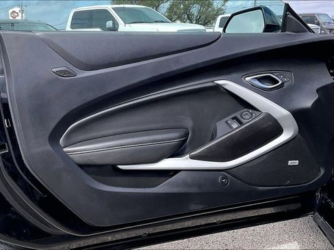 Used 2021 Chevrolet Camaro LT w/ RS Package image 14