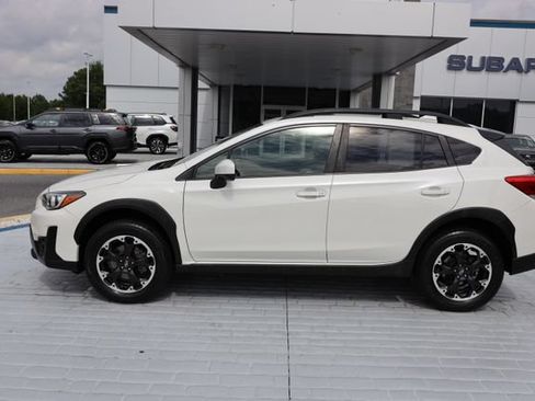 Certified 2023 Subaru Crosstrek 2.0i Premium AWD/4WD image 2