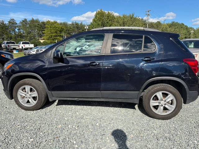 Used 2021 Chevrolet Trax LT AWD/4WD image 8
