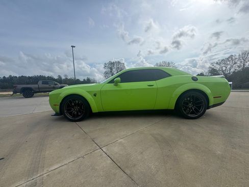Used 2023 Dodge Challenger SRT Hellcat image 3