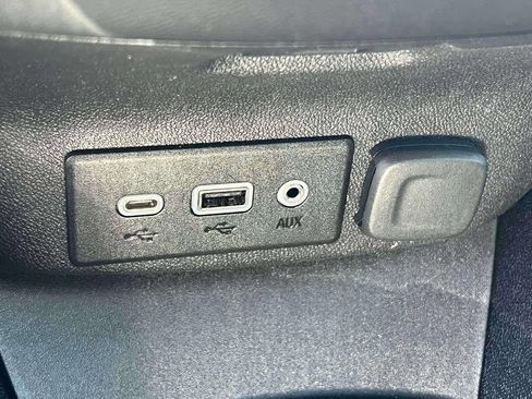 Used 2022 Chevrolet Malibu RS FWD image 31