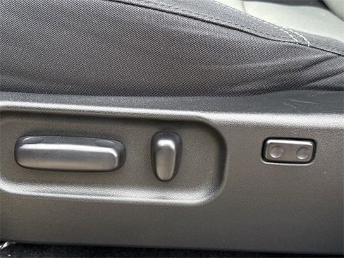 Used 2021 Toyota Tacoma TRD Off-Road image 28