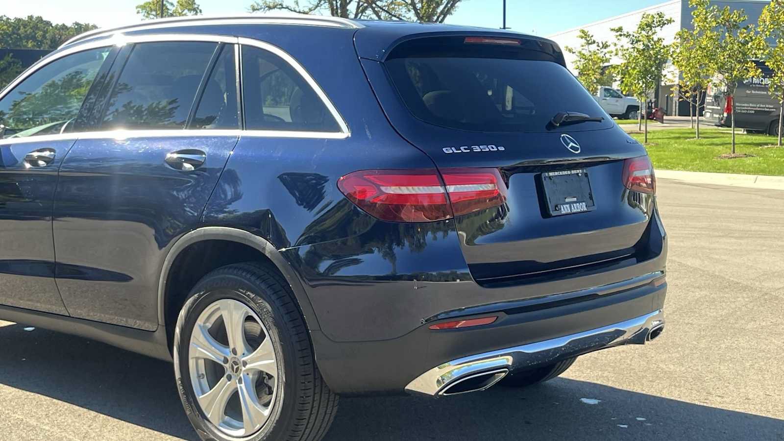 Used 2018 Mercedes-Benz GLC 350e 4MATIC image 18