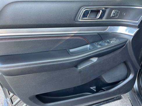 Used 2018 Ford Explorer Sport w/ Equipment Group 401A AWD/4WD image 61