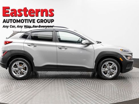 Used 2022 Hyundai Kona SEL AWD/4WD image 4