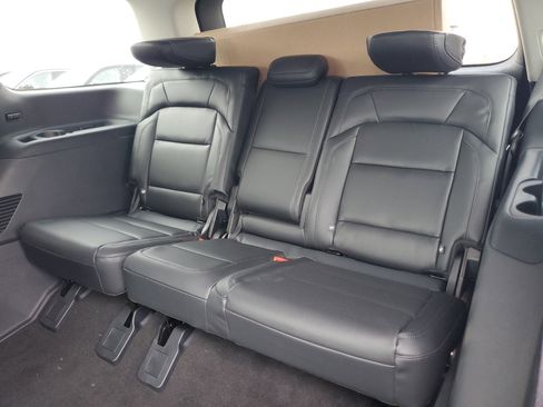 New 2026 Lincoln Navigator Premiere image 29