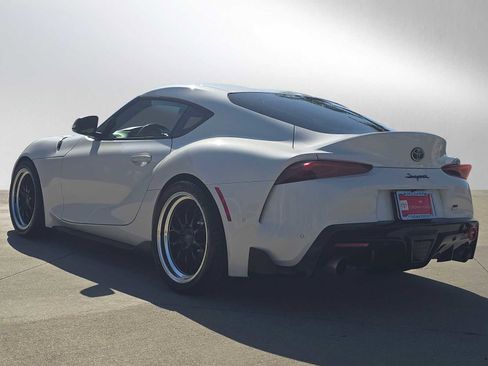 Used 2020 Toyota Supra Launch Edition w/ Driver Assist Package RWD image 5