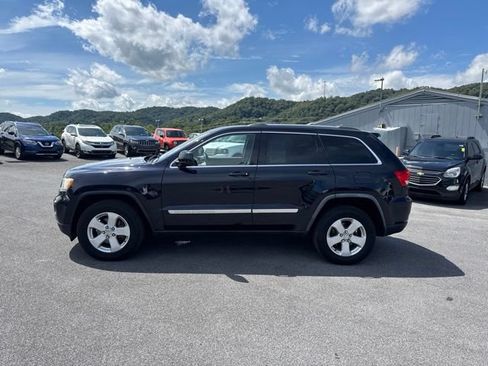 Used 2011 Jeep Grand Cherokee Laredo AWD/4WD image 5
