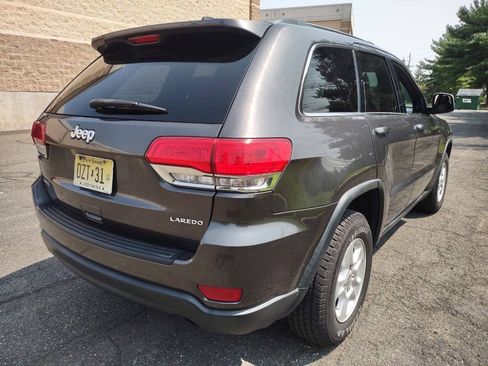 Used 2014 Jeep Grand Cherokee Laredo w/ Quick Order Package 23E AWD/4WD image 5
