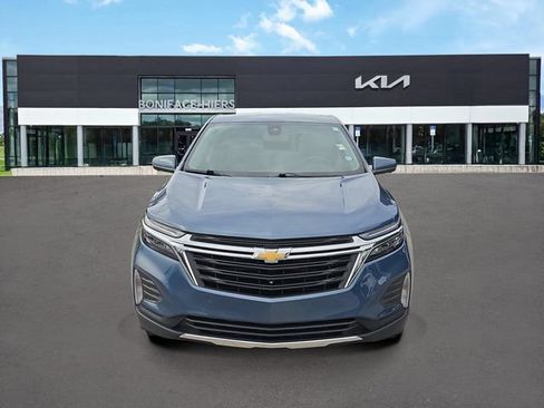 Used 2024 Chevrolet Equinox LT FWD image 2