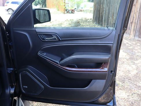Used 2015 GMC Yukon SLE w/ Convenience Package image 27