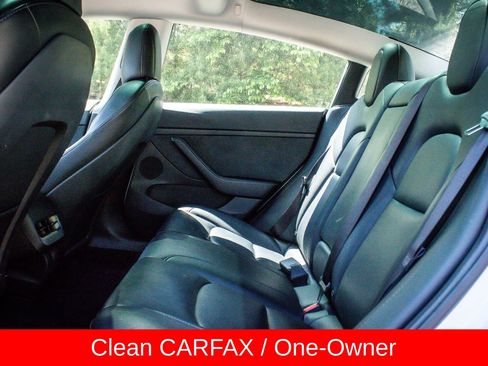 Used 2022 Tesla Model 3 Standard Range RWD image 12