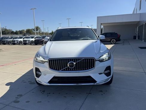 Certified 2023 Volvo XC60 B5 Ultimate image 2