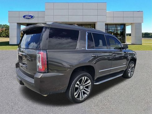 Used 2019 GMC Yukon SLT w/ Premium Edition RWD image 4