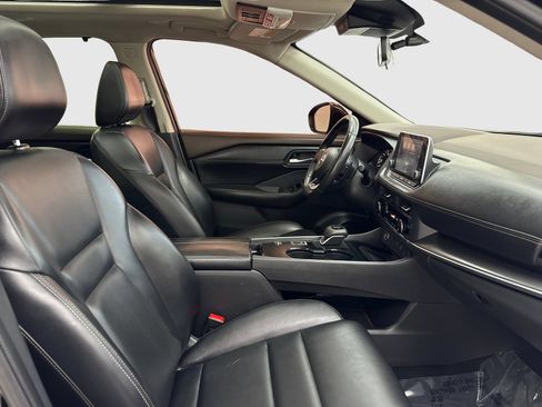 Used 2023 Nissan Rogue SV w/ SV Premium B Package FWD image 41