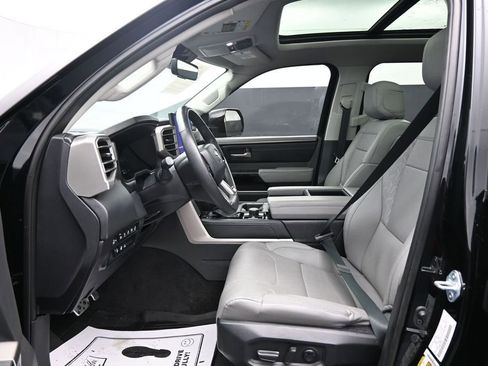 Used 2024 Toyota Tundra Limited w/ TRD Off-Road Package AWD/4WD image 9