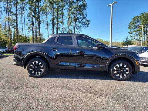 New 2025 Hyundai Santa Cruz SEL FWD image 2