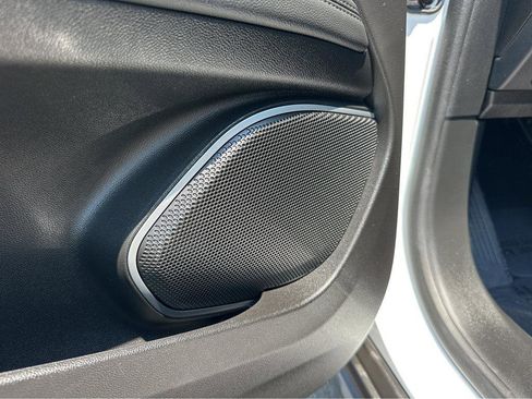 Used 2019 Alfa Romeo Stelvio AWD image 36