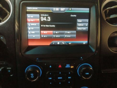 Used 2014 Ford F150 FX4 w/ Equipment Group 402A Luxury image 12