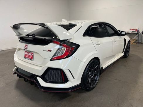 Used 2019 Honda Civic Type R image 3
