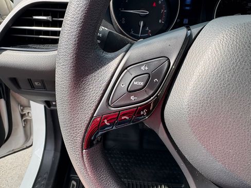 Used 2021 Toyota C-HR LE image 13