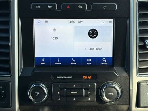 Certified 2020 Ford F350 Lariat w/ Chrome Package image 17