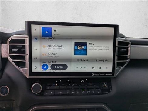 Used 2024 Toyota Tundra Limited image 14